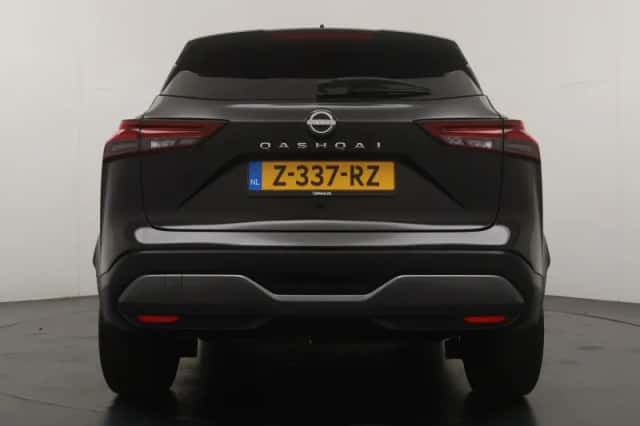 Nissan Qashqai (2023) thumbnail 4