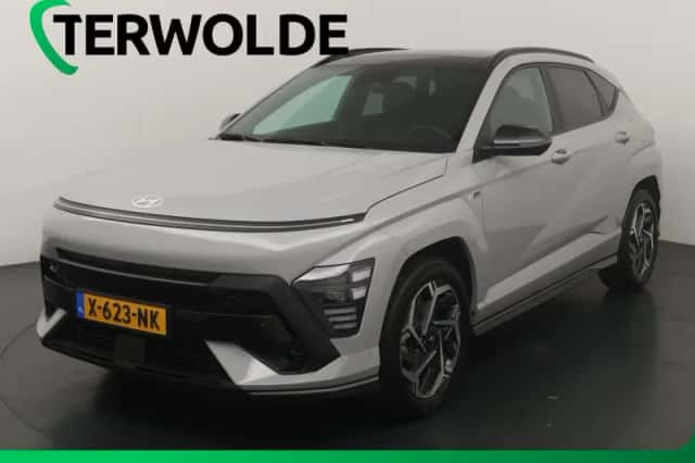Hyundai Kona (2024) thumbnail 1