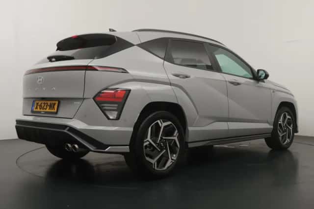 Hyundai Kona (2024) thumbnail 5