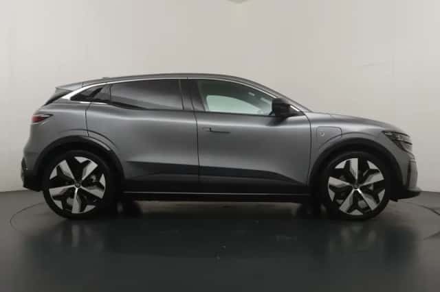 Renault Mégane E-Tech (2024) thumbnail 6