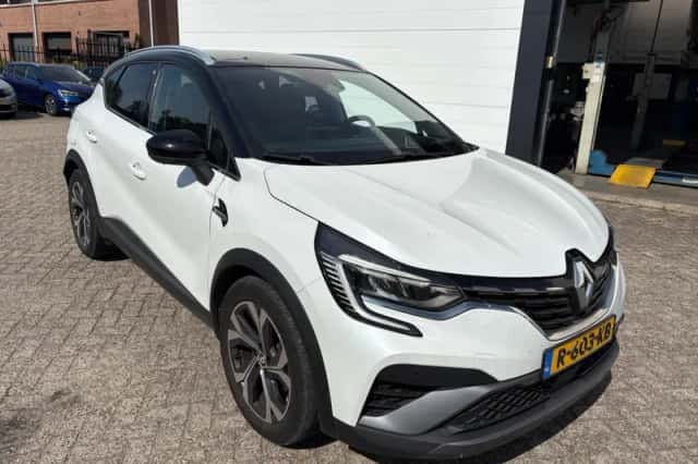 Renault Captur (2021) thumbnail 6