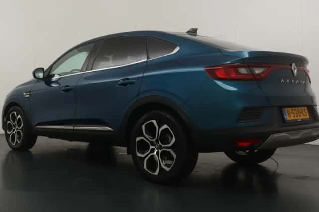 Renault Arkana (2022) thumbnail 3