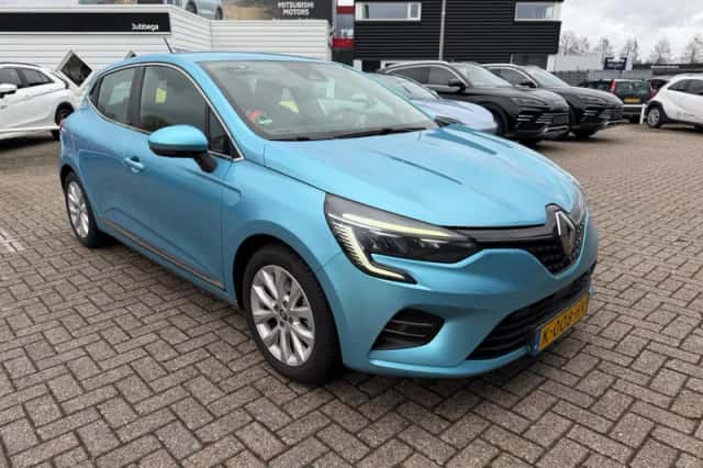 Renault Clio (2021) thumbnail 4