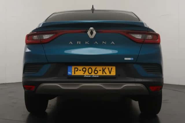 Renault Arkana (2022) thumbnail 4