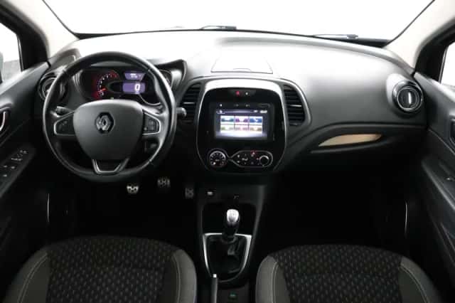 Renault Captur (2019) thumbnail 4