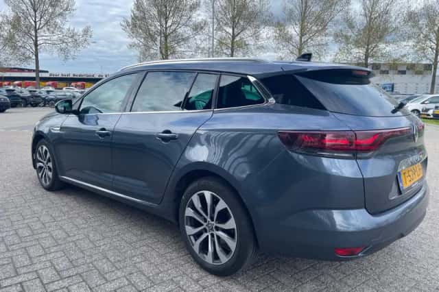 Renault Mégane (2023) thumbnail 4