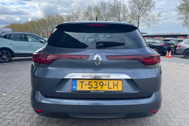 Renault Mégane (2023) thumbnail 5
