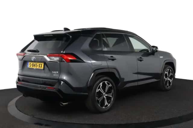 Toyota RAV4 (2020) thumbnail 2