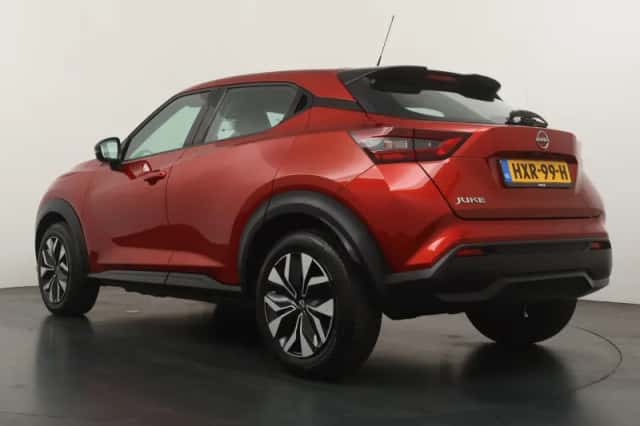 Nissan Juke (2023) thumbnail 9