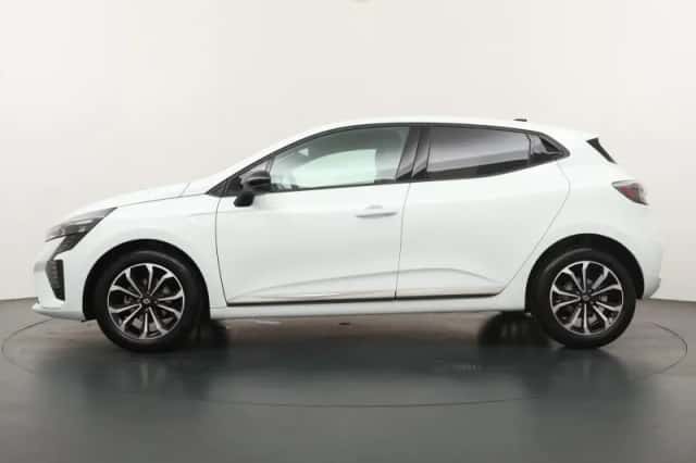 Renault Clio (2025) thumbnail 2