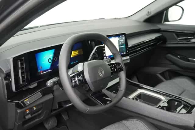 Renault Austral (2025) thumbnail 28