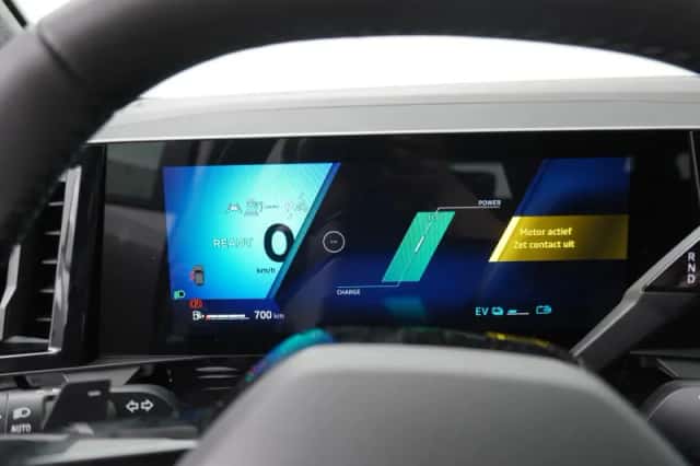 Renault Austral (2025) thumbnail 10