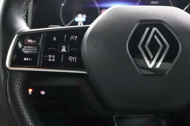 Renault Espace (2023) thumbnail 16