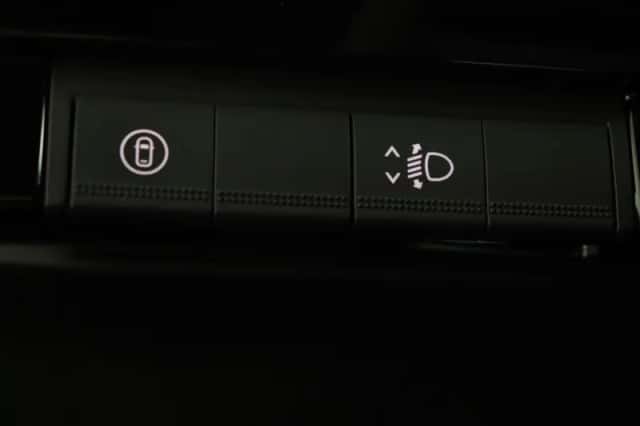 Renault Clio (2026) thumbnail 23