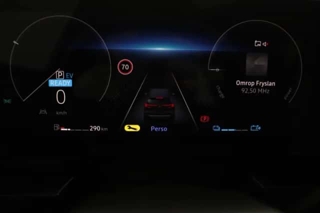 Renault Austral (2024) thumbnail 40