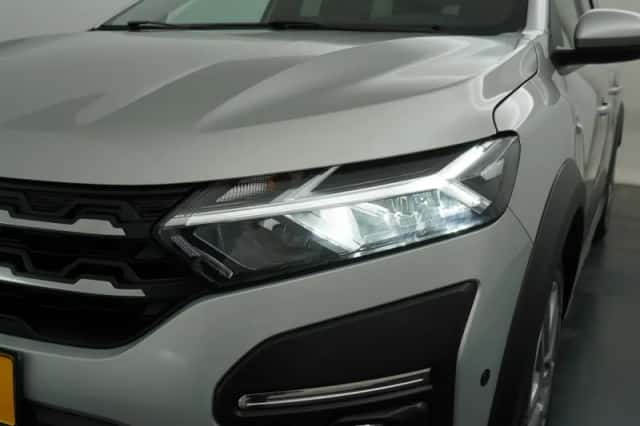 Dacia Jogger (2022) thumbnail 15