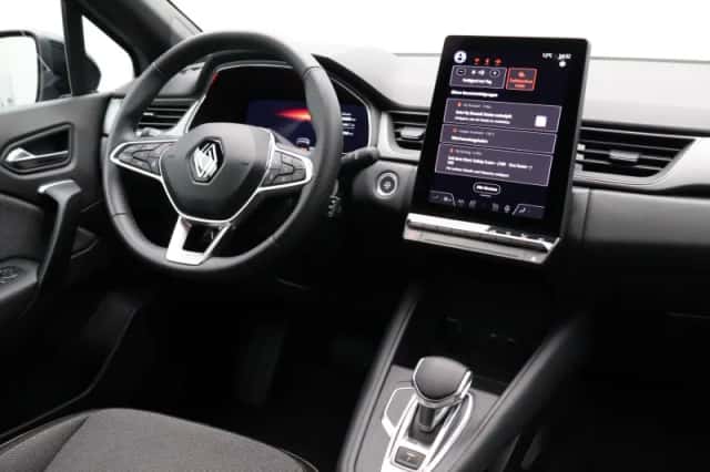 Renault Captur (2024) thumbnail 30