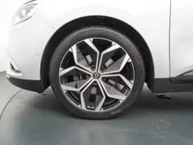 Renault Grand Scénic (2023) thumbnail 16