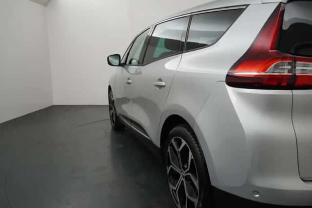 Renault Grand Scénic (2023) thumbnail 34