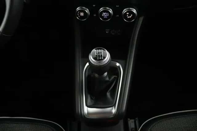 Renault Captur (2022) thumbnail 20