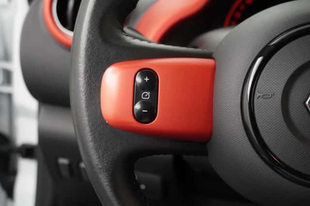 Renault Twingo (2020) thumbnail 21