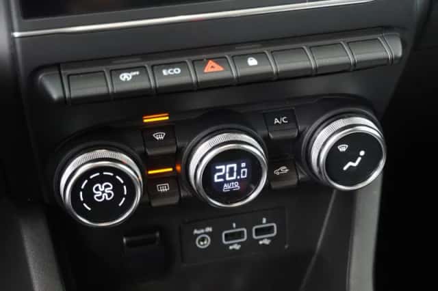 Renault Clio (2022) thumbnail 18