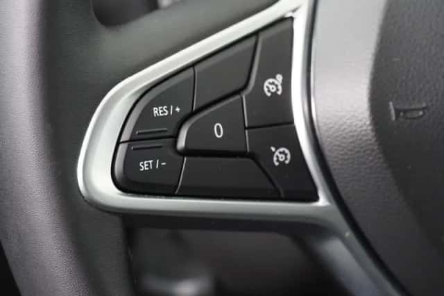 Renault Clio (2022) thumbnail 24