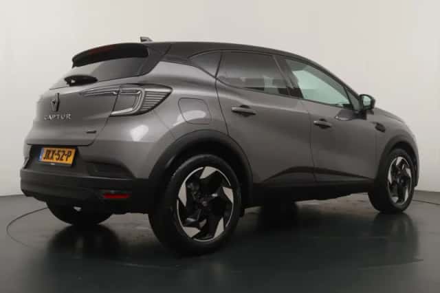 Renault Captur (2025) thumbnail 5