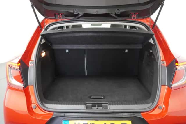 Renault Captur (2021) thumbnail 35