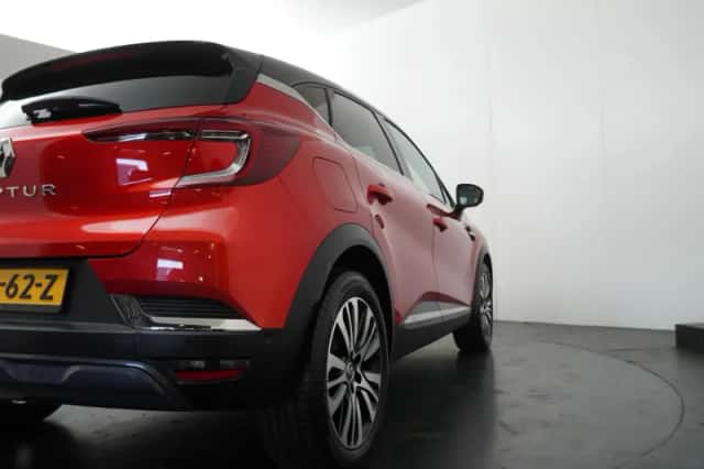 Renault Captur (2021) thumbnail 41