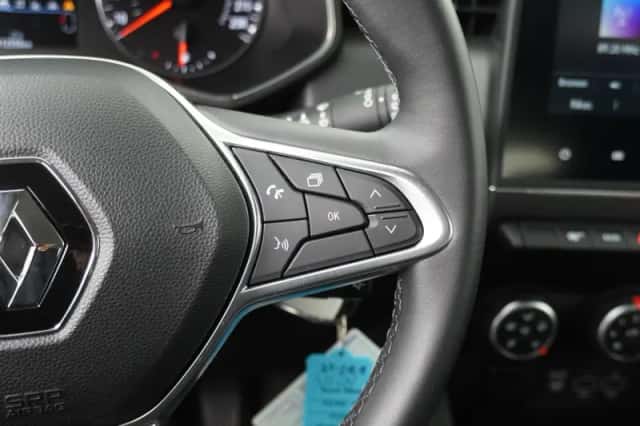 Renault Clio (2021) thumbnail 22