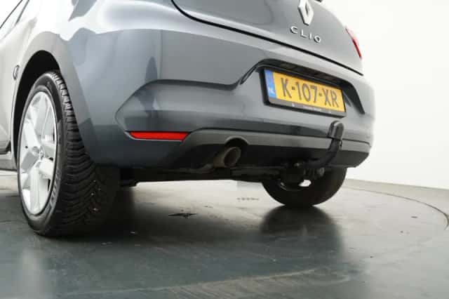 Renault Clio (2021) thumbnail 35