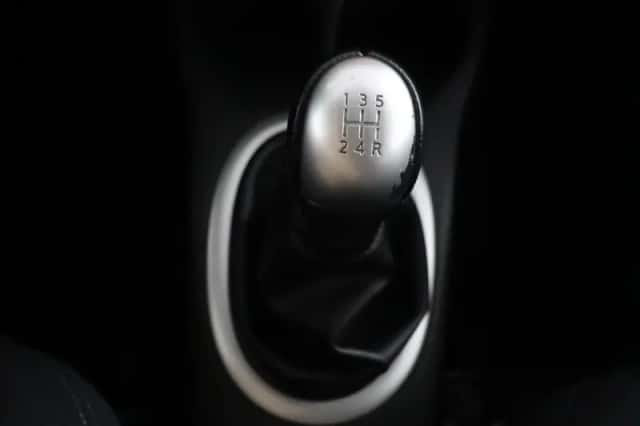 Nissan Note (2016) thumbnail 22