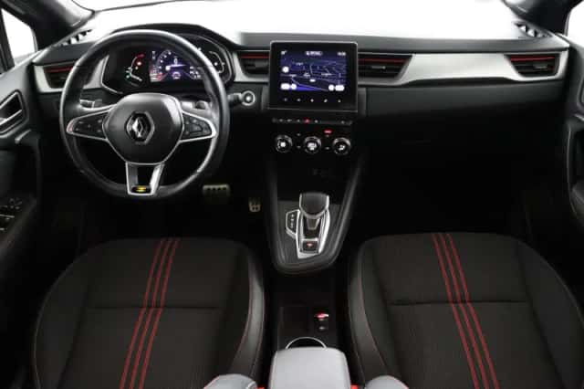 Renault Captur (2022) thumbnail 4