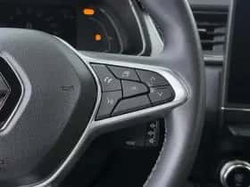 Renault Captur (2020) thumbnail 21