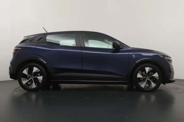Renault Mégane E-Tech (2023) thumbnail 6