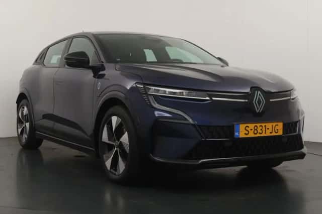 Renault Mégane E-Tech (2023) thumbnail 7