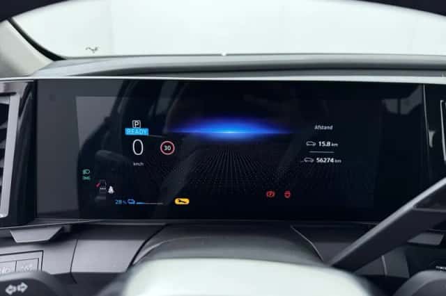 Renault Mégane E-Tech (2023) thumbnail 10