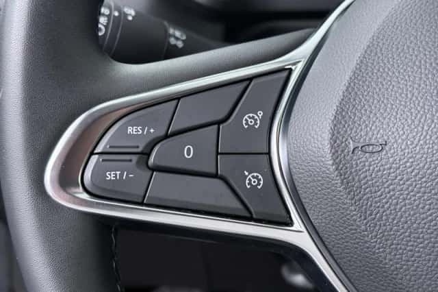 Renault Captur (2021) thumbnail 22