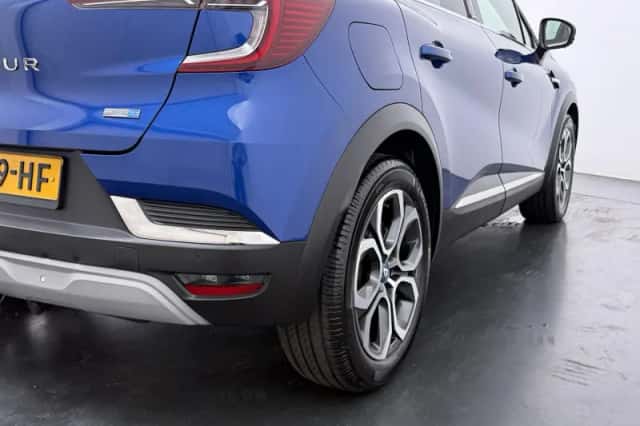 Renault Captur (2021) thumbnail 36