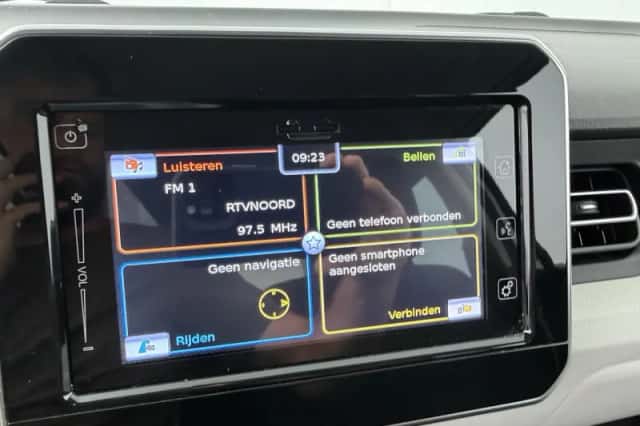 Suzuki Ignis (2019) thumbnail 11