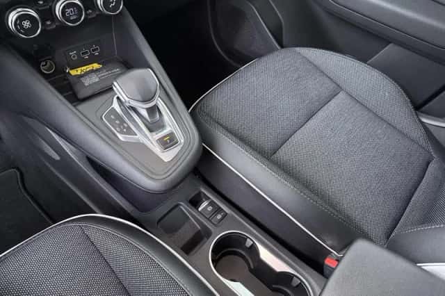 Renault Captur (2021) thumbnail 20