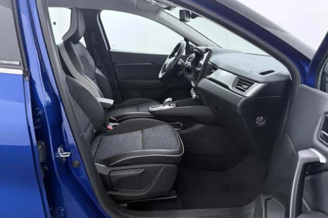 Renault Captur (2021) thumbnail 27