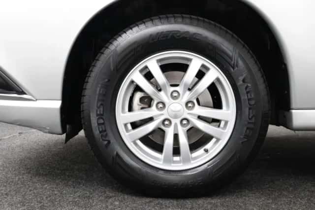 Mitsubishi Outlander (2021) thumbnail 14