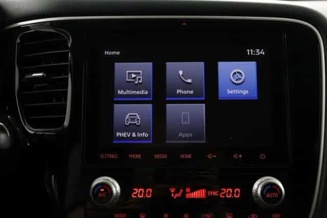 Mitsubishi Outlander (2021) thumbnail 40