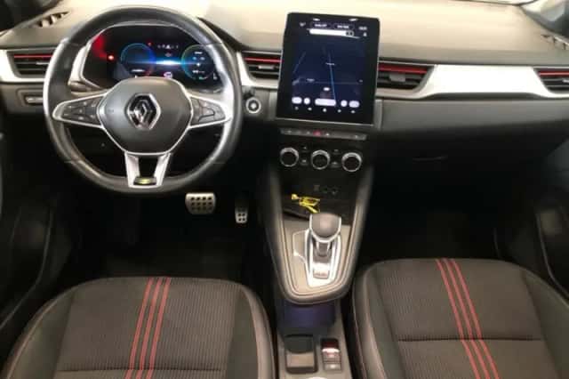 Renault Captur (2022) thumbnail 5