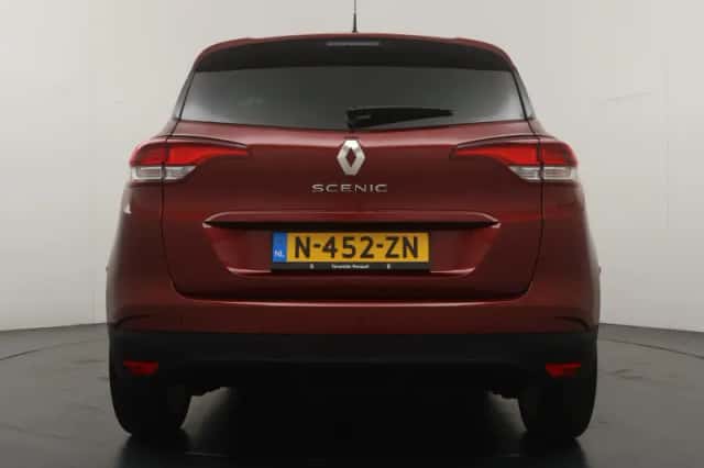 Renault Scénic (2019) thumbnail 4