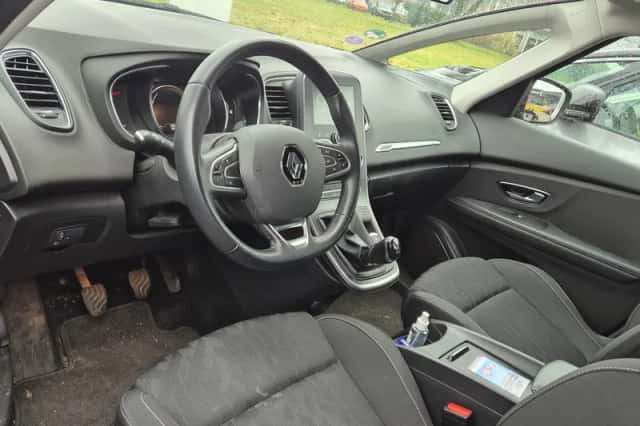 Renault Scénic (2019) thumbnail 6