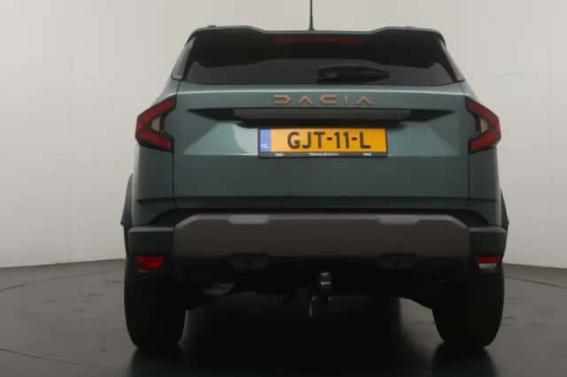 Dacia Duster (2024) thumbnail 4