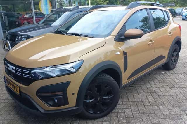 Dacia Sandero Stepway (2025) thumbnail 2